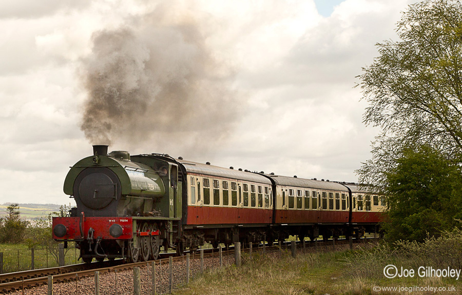 Steam Train on Bo'ness & Kinneil Railway Steam Train on Bo'ness & Kinneil Railway