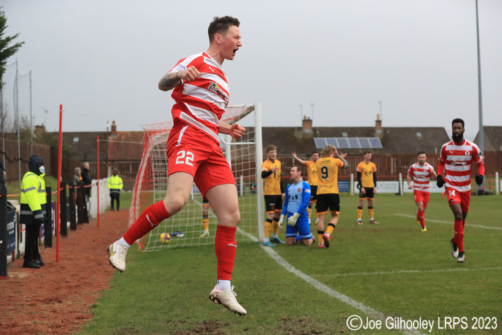 Bonnyrigg Rose v Annan Athletic