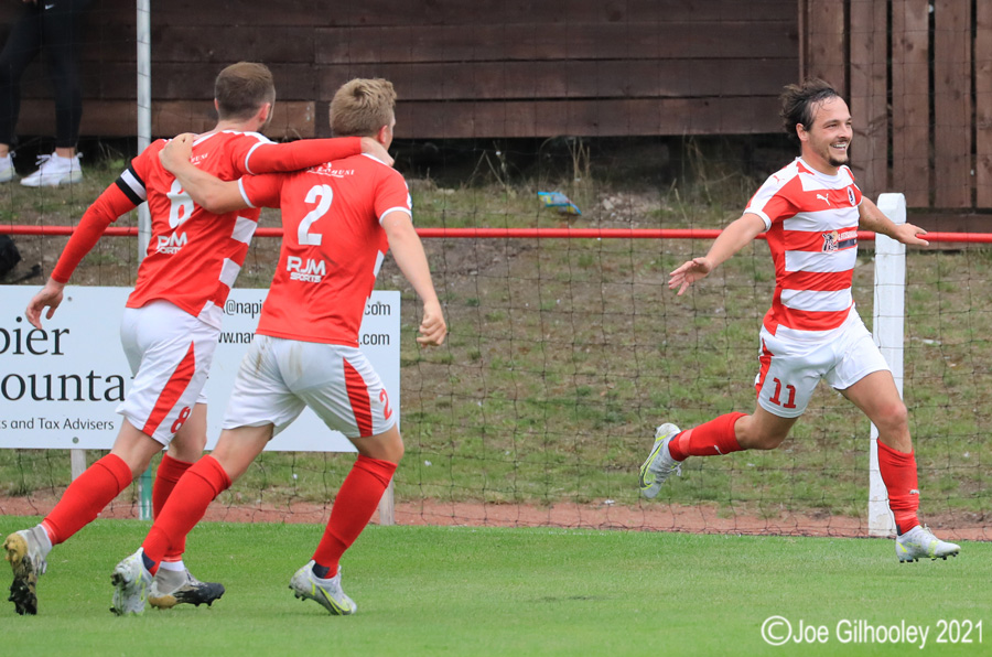 Bonnyrigg Rose v Berwick Rangers 