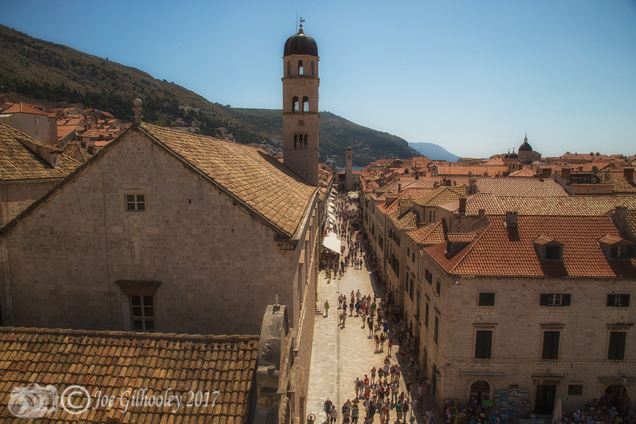 Walk around Dubrovnik city walls