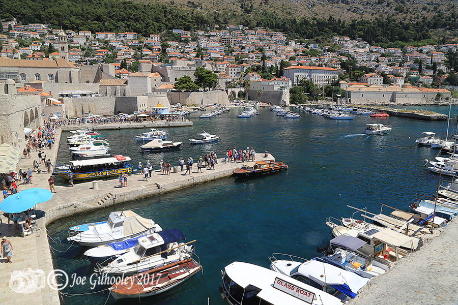 Walk around Dubrovnik city walls