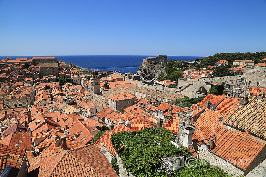 Walk around Dubrovnik city walls
