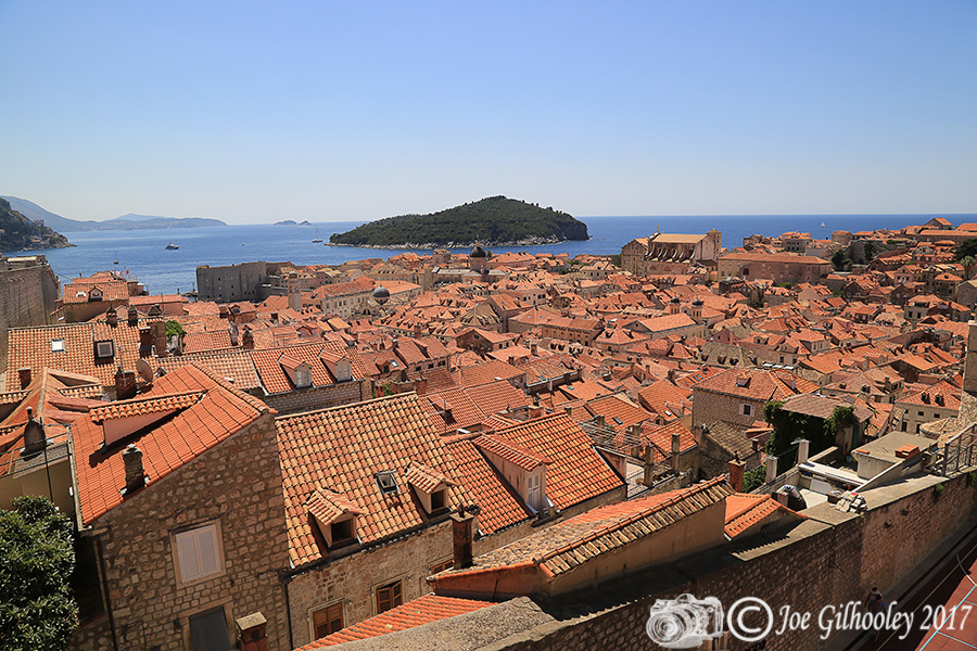 Walk around Dubrovnik city walls