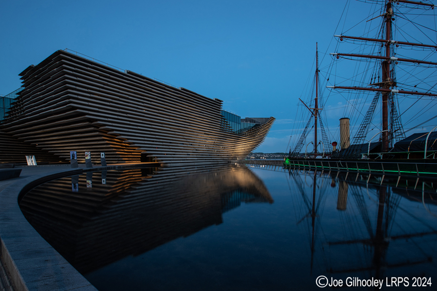 V & A Museum plus Discovery Ship