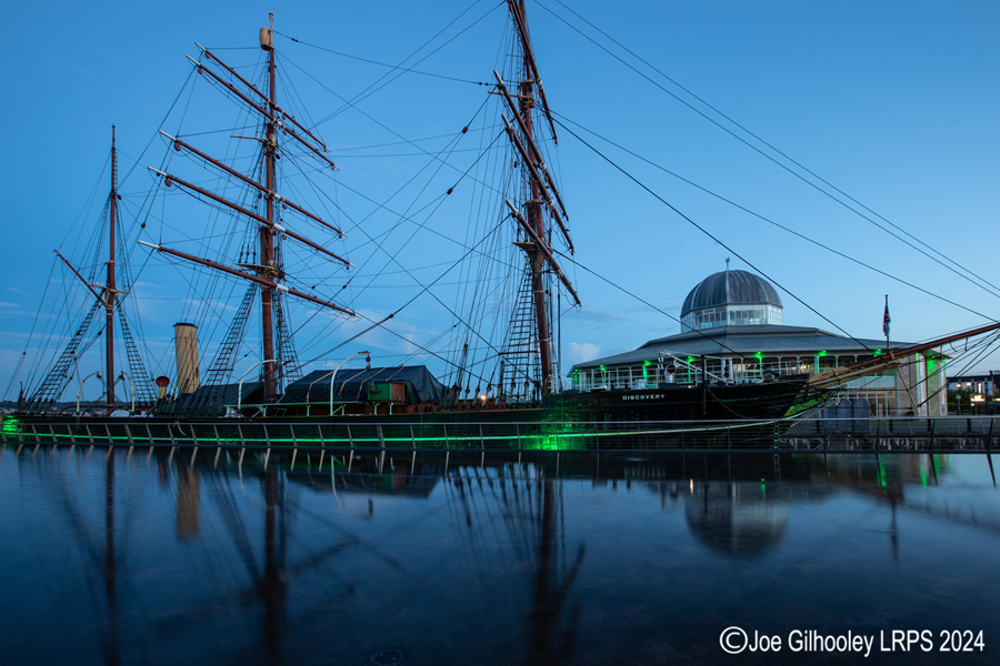 V & A Museum plus Discovery Ship