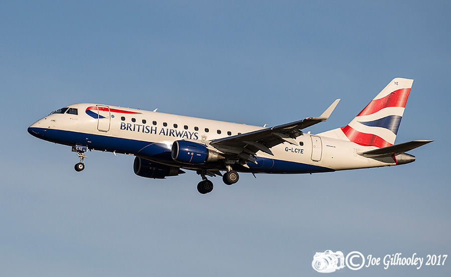 Edinburgh Airport - Flights landing