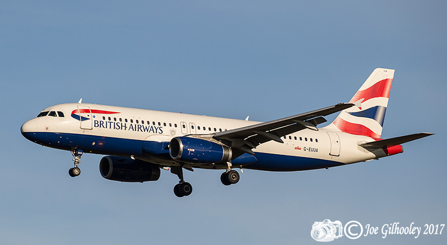 Edinburgh Airport - Flights landing