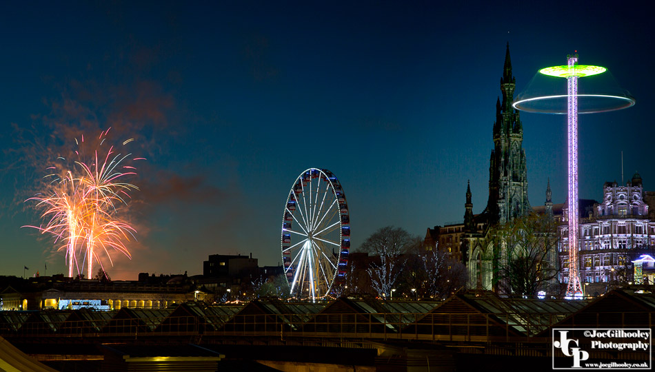 Edinburgh Christmas Lights Switch on - The Fireworks