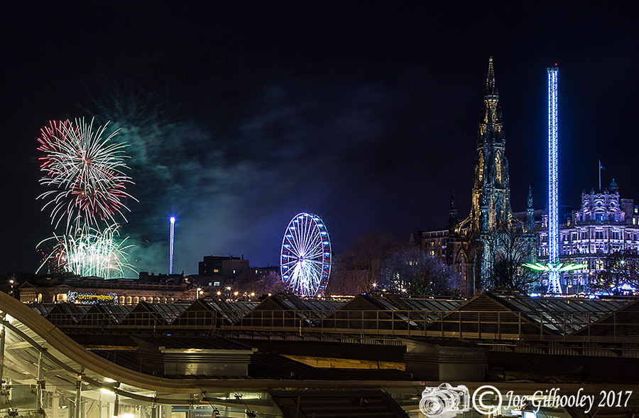 Edinburgh Christmas Lights Switch on - The Fireworks