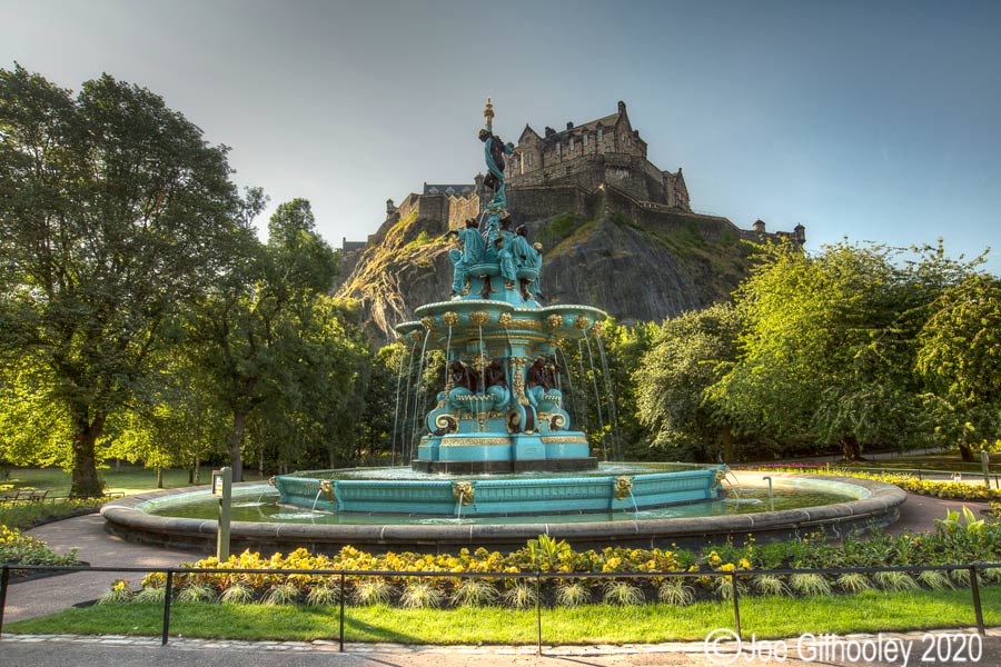Ross Fountain and Edinburgh Castle