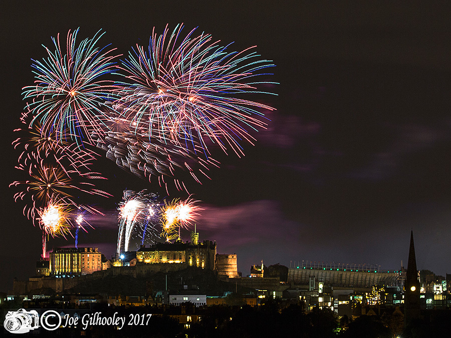 Virgin Money Edinburgh Festival Fireworks 2017 from Blackford Hill