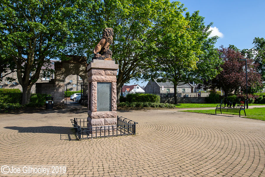 Loanhead War Memorial Bench