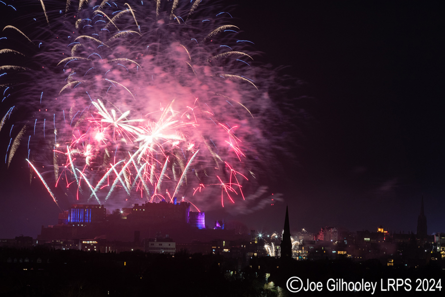 Edinburgh's New Year Fireworks 2024 from Blackford Hill Edinburgh's New Year Fireworks 2024 from Blackford Hill