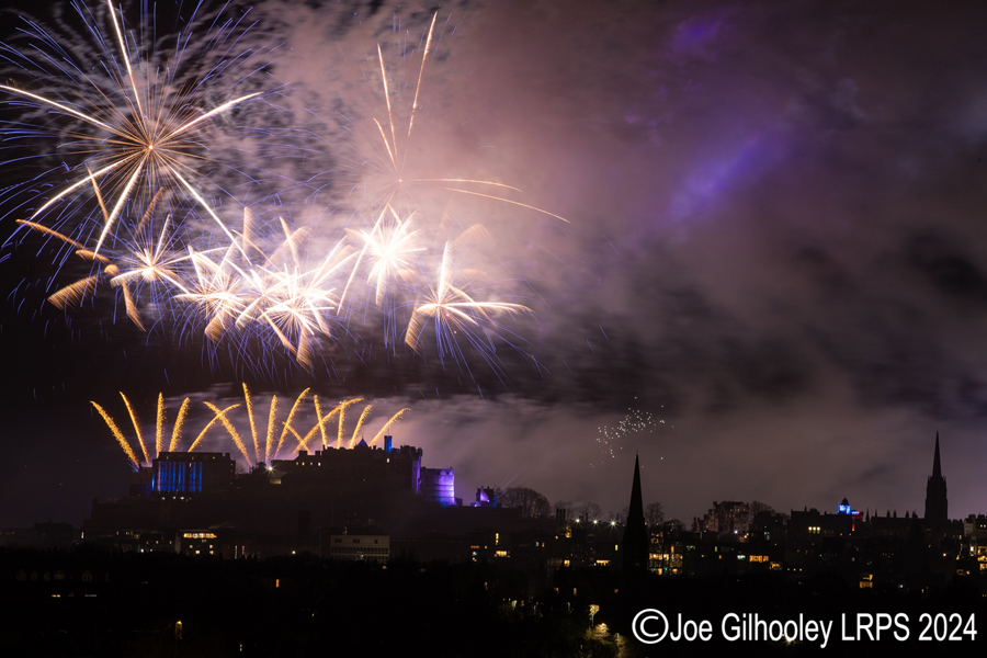 Edinburgh's New Year Fireworks 2024 from Blackford Hill Edinburgh's New Year Fireworks 2024 from Blackford Hill