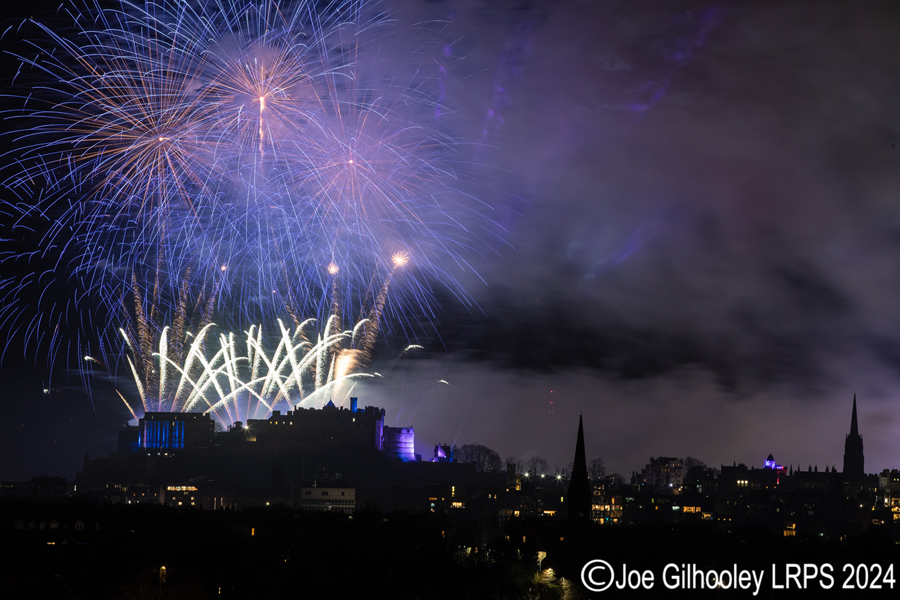 Edinburgh's New Year Fireworks 2024 from Blackford Hill Edinburgh's New Year Fireworks 2024 from Blackford Hill