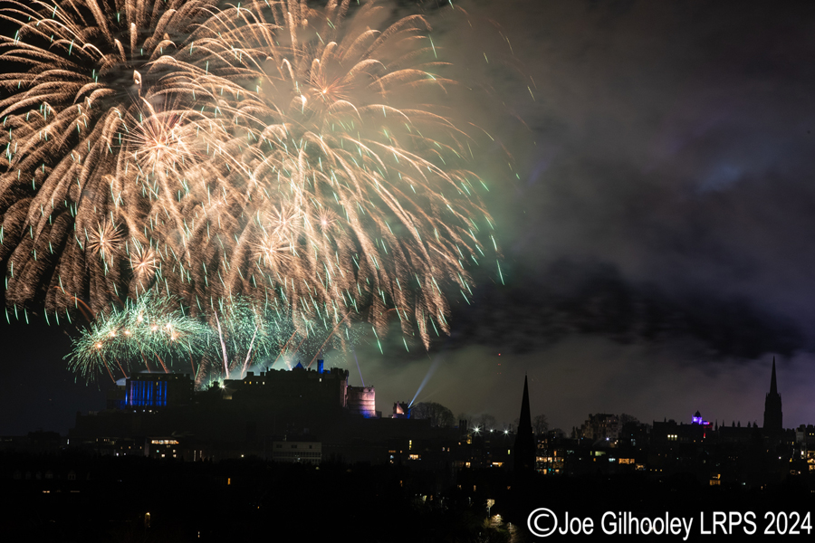 Edinburgh's New Year Fireworks 2024 from Blackford Hill Edinburgh's New Year Fireworks 2024 from Blackford Hill