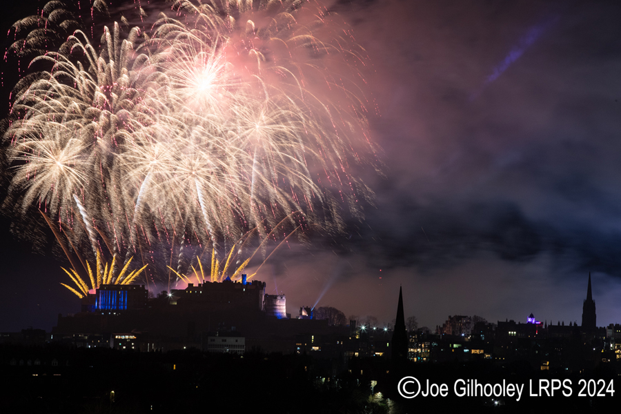 Edinburgh's New Year Fireworks 2024 from Blackford Hill Edinburgh's New Year Fireworks 2024 from Blackford Hill
