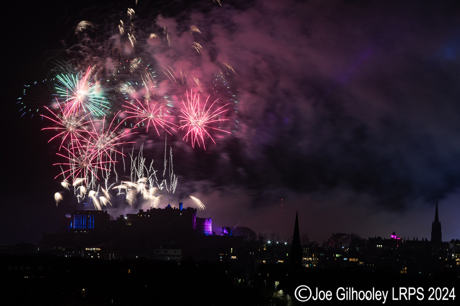 Edinburgh's New Year Fireworks 2024 from Blackford Hill Edinburgh's New Year Fireworks 2024 from Blackford Hill