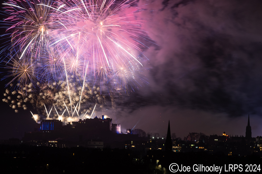 Edinburgh's New Year Fireworks 2024 from Blackford Hill Edinburgh's New Year Fireworks 2024 from Blackford Hill