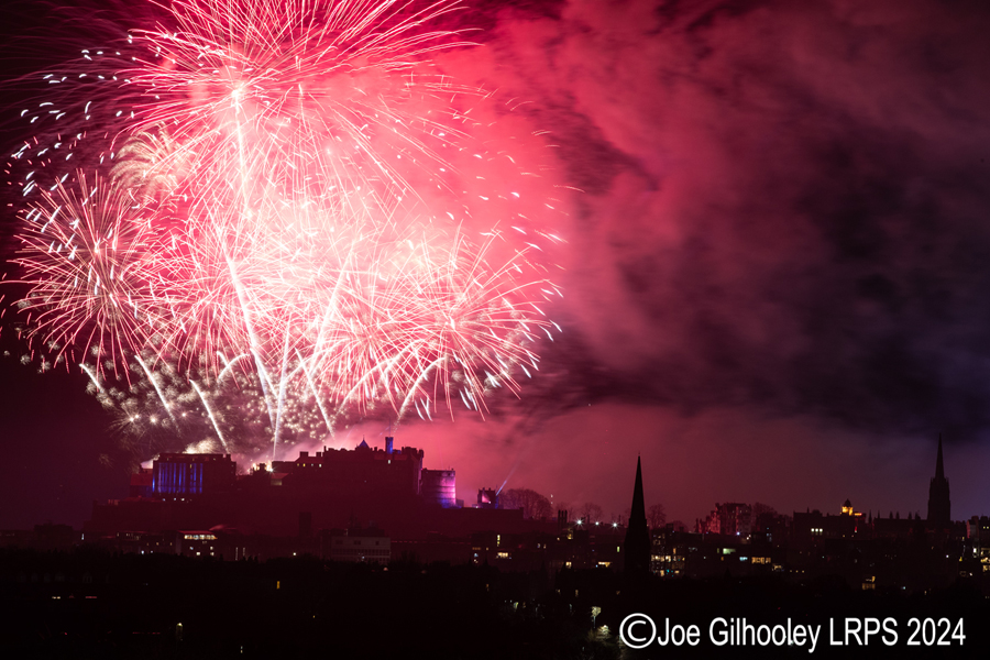 Edinburgh's New Year Fireworks 2024 from Blackford Hill Edinburgh's New Year Fireworks 2024 from Blackford Hill
