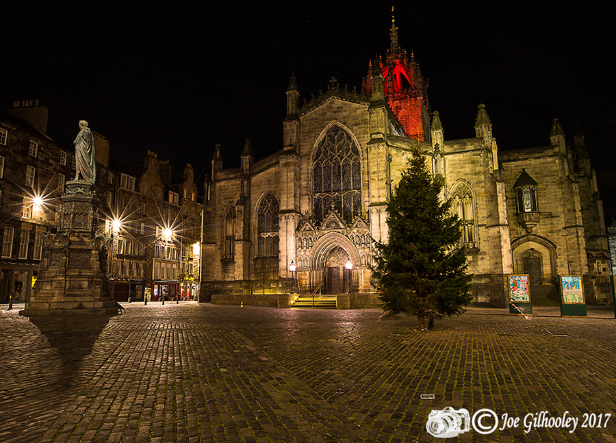 St Giles Cathedral Edinburgh by night